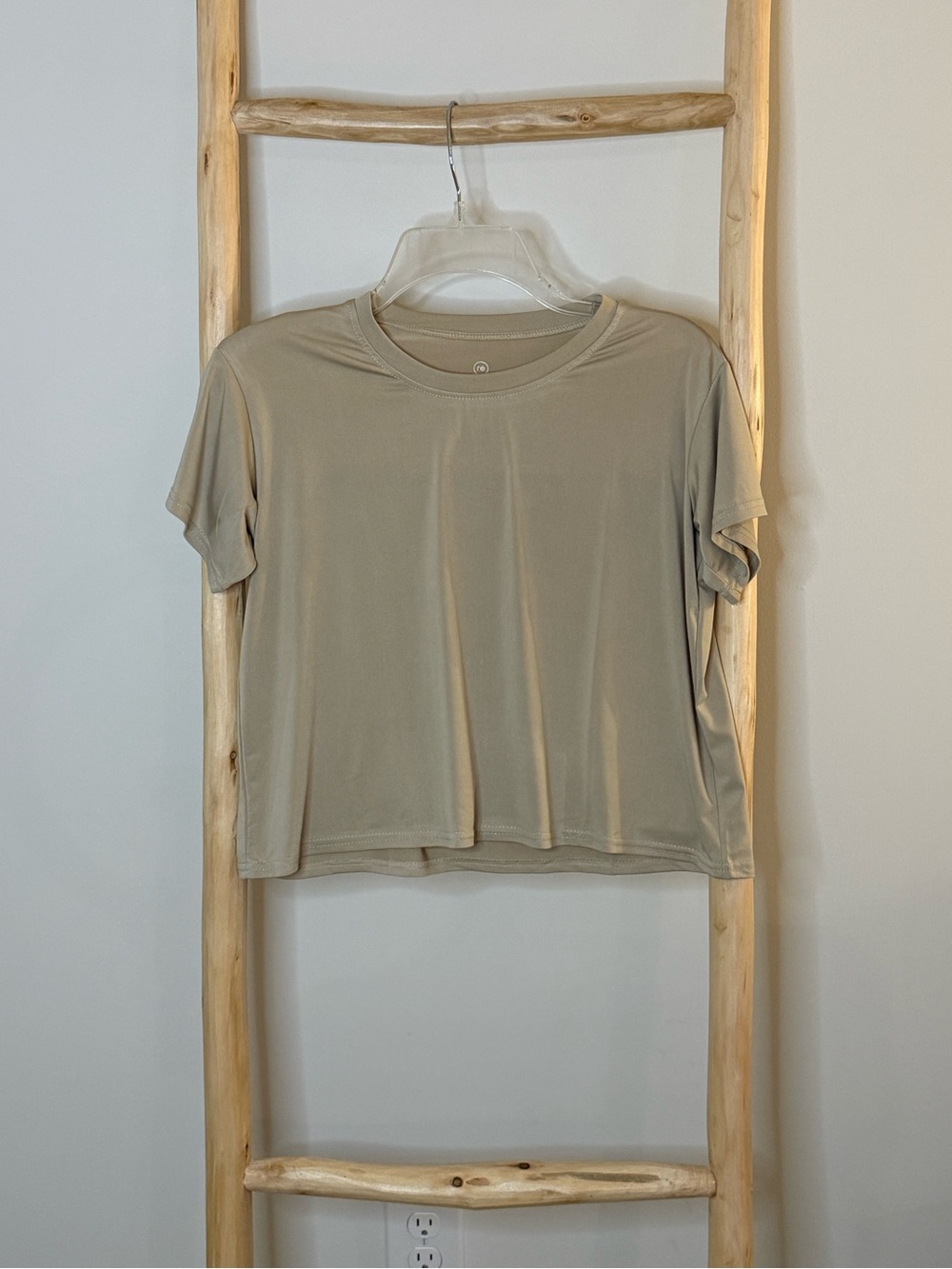 BUNDLE! 5 Cropped Athletic DriFit Short Sleeve Tees